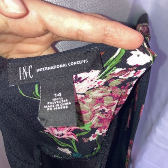 INC- floral dress - Picture 3 of 3
